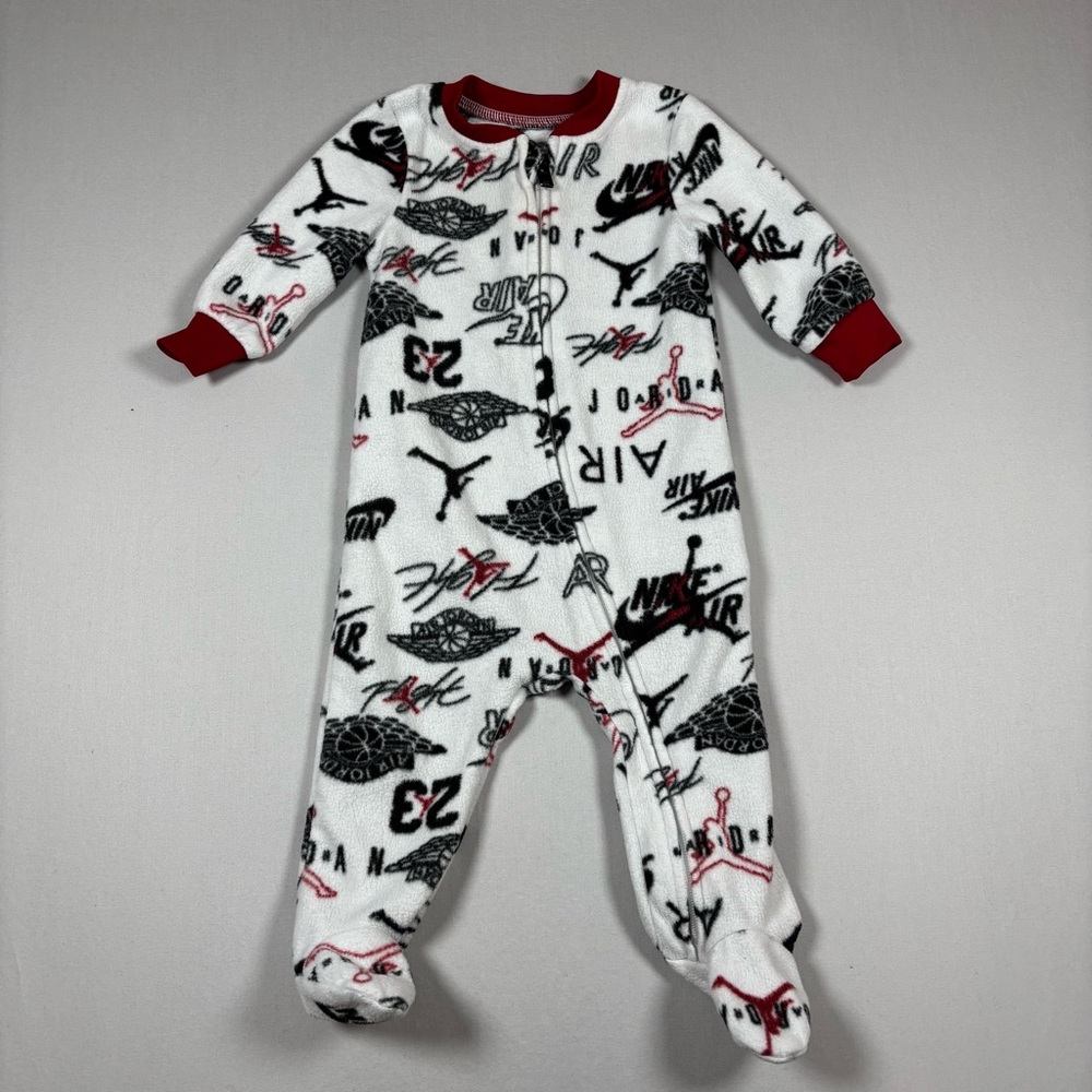 Nike Air Jordan Baby Boy Footed Fleece Footsie Pajama | 3-6 Month Sporty Cozy